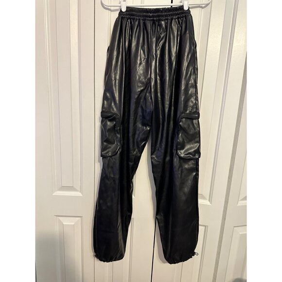 Black Faux Leather Cargo Jogger‎ Pants With Side Pockets & Elastic Waist 4 - Picture 7 of 8